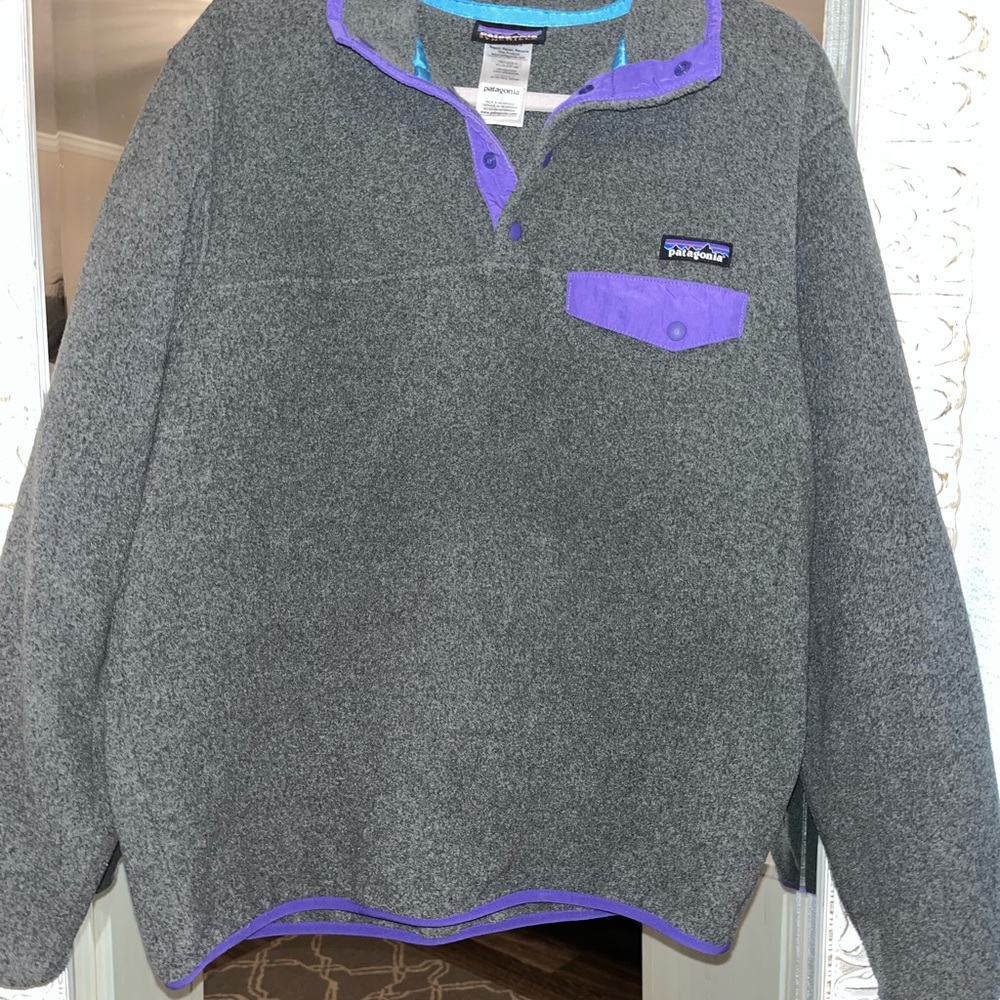 Womens Patagonia pull over